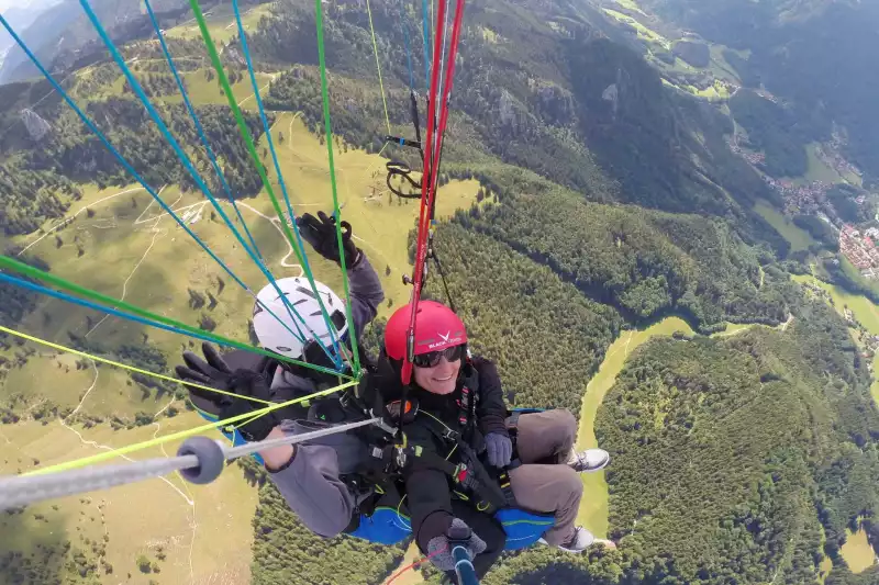 Tandem-Paragliding im Chiemgau Florian Schroll