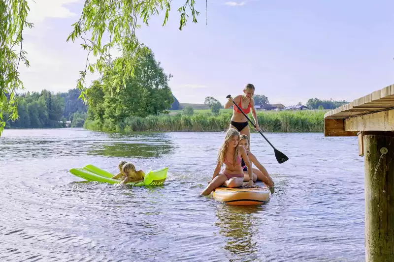 Ein gemütlicher Ausflug mit Stand up Paddle Gelungene Sommertage am Huberhof Niesgau